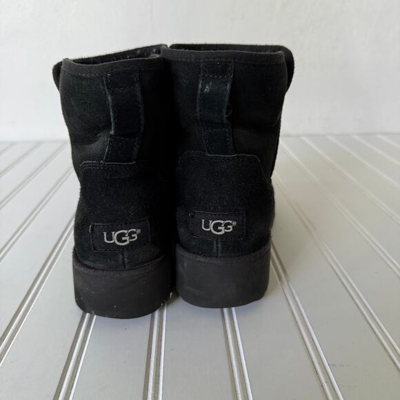 UGG Kristin Black Suede Boots size 9 - Picture 3 of 12